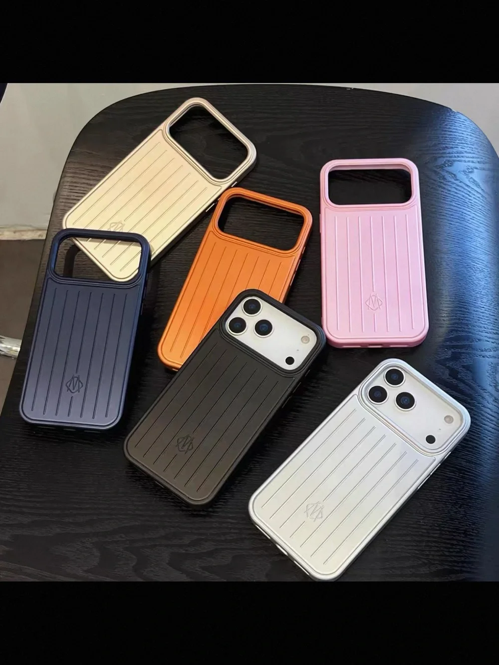 Phone Case with Sliding Camera Cover - Pink
